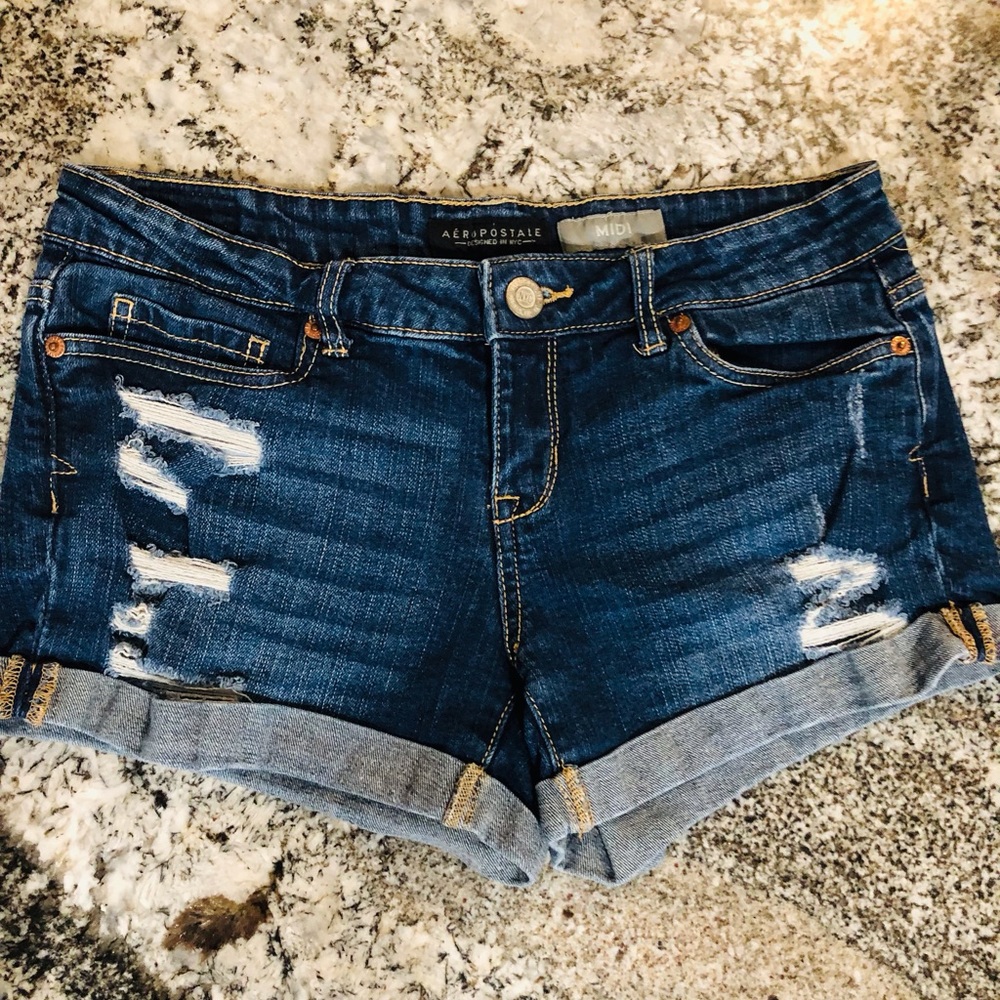 Aeropostale Distressed  Denim Midi Shorts.  Size 4.